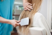 Гребінець для довгого волосся (21 фото): яку краще вибрати для легкого  розчісування тонких і густого волосся - silikon-mag.com.ua